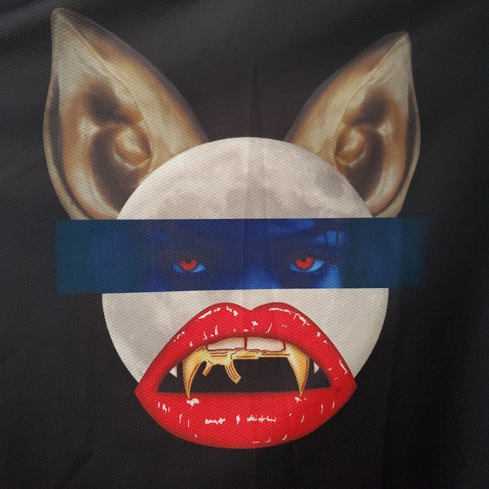 "Rhianna","Monster Tour Jersey"..."I Accept Reasonable Offers"...